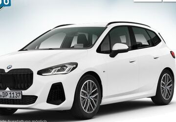 BMW 220 Active Tourer 25.412 km 31.870 &euro; Düsseldorf 40549