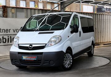 Opel Vivaro 332.000 km 9.950 &euro; Mönchengladbach 41066