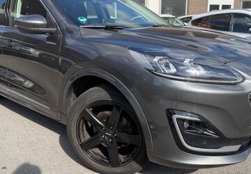 Ford Kuga 240.750 km 12.880 &euro; Düsseldorf 40549