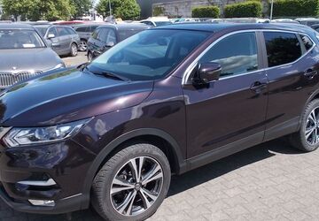 Nissan Qashqai 67.357 km 15.400 &euro; Willich 47877