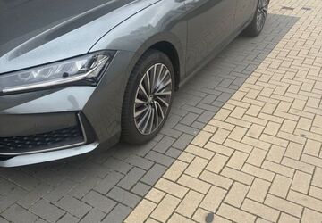 Skoda Superb 28.800 km 29.990 &euro; Düsseldorf 40489