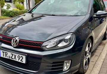 VW Golf 179.525 km 10.150 &euro; DÜSSELDORF 40468
