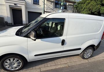 Opel Combo 130.000 km 5.400 &euro; Düsseldorf 40549