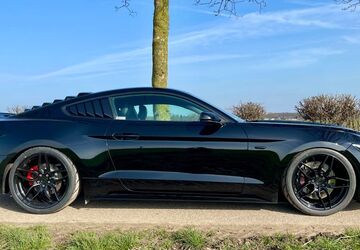 Ford Mustang 84.000 km 28.500 &euro; Nettetal 41334