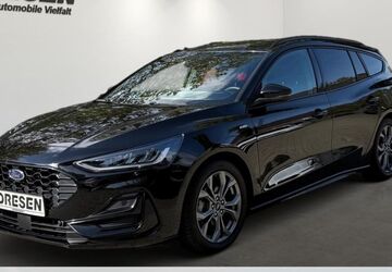 Ford Focus 11.050 km 23.470 &euro; Viersen 41747