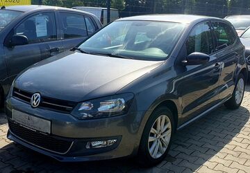VW Polo 43.806 km 9.910 &euro; Wachtendonk 47669