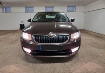 Skoda Octavia 151.000 km 7.800 &euro; Düsseldorf 40474