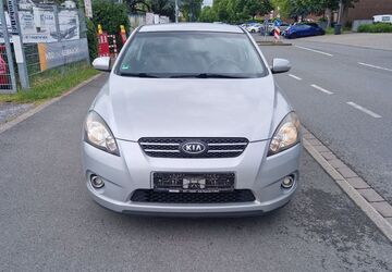 Kia ceed / Ceed 204.893 km 1.999 &euro; Düsseldorf 40549