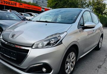 Peugeot 208 64.000 km 6.100 &euro; Mönchengladbach 41199