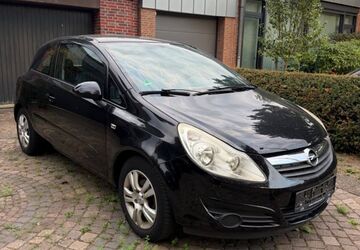 Opel Corsa 196.253 km 1.900 &euro; Düsseldorf 40210