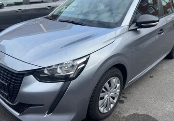 Peugeot 208 82.000 km 8.990 &euro; Neuss 41462