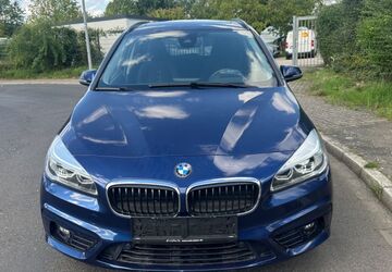 BMW 218 137.692 km 13.999 &euro; Düsseldorf 40231