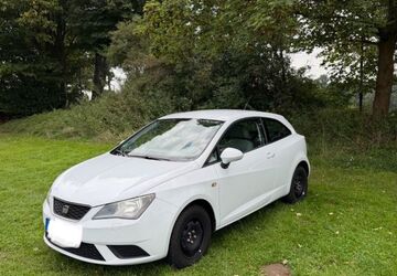 Seat Ibiza 86.500 km 4.999 &euro; Düsseldorf 40211