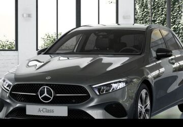 Mercedes-Benz A 200 9.900 km 38.690 &euro; Düsseldorf 40470