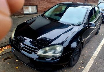 VW Golf 267.450 km 2.650 &euro; Meerbusch 40668