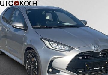Toyota Yaris 2.905 km 25.988 &euro; Heinsberg 52525