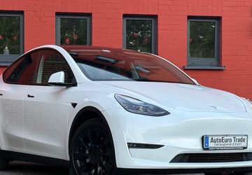 Tesla Model Y 85.288 km 34.500 &euro; Neuss 41472