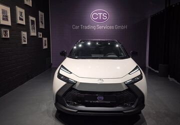Toyota C-HR 5.530 km 29.800 &euro; Düsseldorf 40476