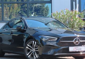 Mercedes-Benz CLA 220 61.619 km 30.900 &euro; Neuss 41469