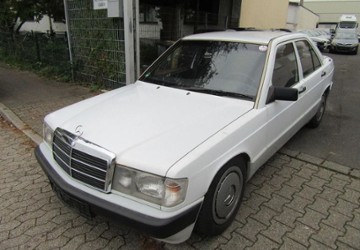 Mercedes-Benz 190 214.000 km 2.490 &euro; Düsseldorf 40231