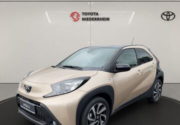 Toyota Aygo (X) 7.000 km 15.960 &euro; Krefeld 47809