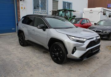 Toyota RAV 4 13.734 km 34.900 &euro; Düsseldorf 40231