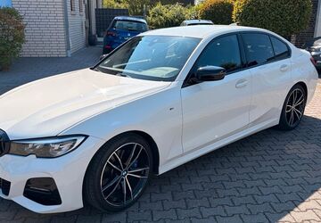 BMW 330 98.012 km 28.500 &euro; Düsseldorf 40235