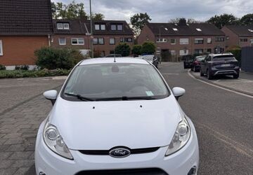 Ford Fiesta 128.000 km 4.000 &euro; Neuss 41469