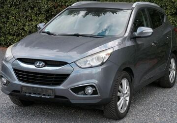 Hyundai ix35 240.000 km 5.600 &euro; Mönchengladbach 41063