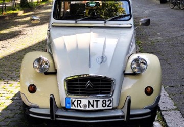 Citroen 2 CV 103.500 km 9.300 &euro; Krefeld 47799