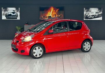 Toyota Aygo (X) 151.000 km 2.499 &euro; Wegberg 41844