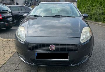Fiat Punto 97.738 km 3.200 &euro; Willich 47877