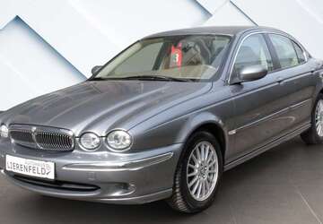 Jaguar X-Type 129.665 km 2.990 &euro; Düsseldorf 40231