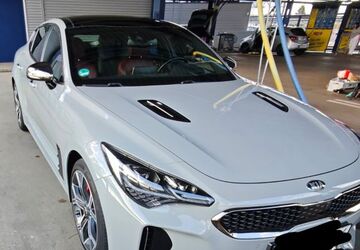 Kia Stinger 99.000 km 29.000 &euro; Mönchengladbach 41238