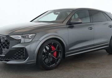 Audi RSQ8 15.100 km 124.484 &euro; Neuss 41460