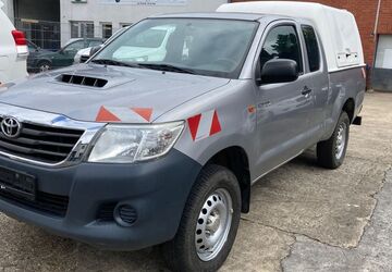 Toyota Hilux 258.000 km 14.000 &euro; Heinsberg 52525