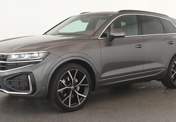 VW Touareg 18.100 km 58.884 &euro; Neuss 41460