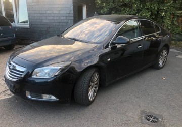 Opel Insignia 242.658 km 2.290 &euro; Düsseldorf 40231