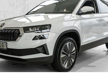 Skoda Karoq 10.000 km 31.980 &euro; Düsseldorf 40474