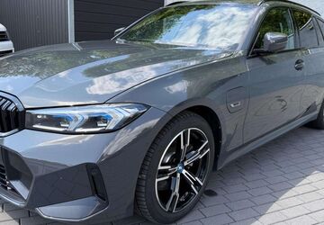 BMW 330 113.743 km 31.750 &euro; Mönchengladbach 41199