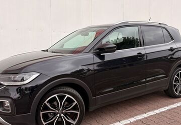 VW T-Cross 76.000 km 19.399 &euro; Düsseldorf 40627