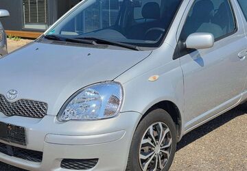Toyota Yaris 123.000 km 3.600 &euro; Kempen 47906