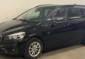 BMW 218 121.400 km 13.900 &euro; Düsseldorf 40468