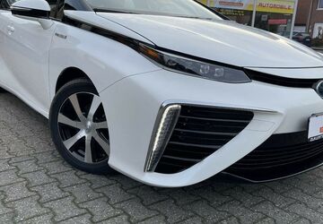Toyota Mirai 68.468 km 14.990 &euro; Korschenbroich 41352